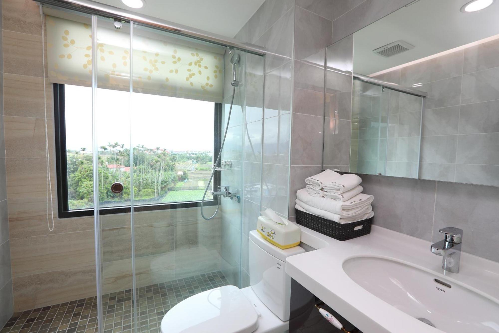 Bridge Bed And Breakfast Hualien Buitenkant foto