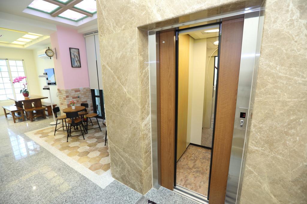 Bridge Bed And Breakfast Hualien Buitenkant foto
