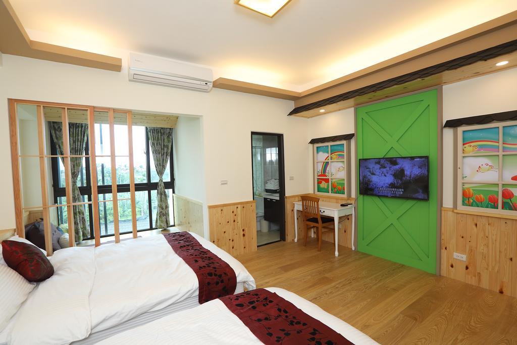 Bridge Bed And Breakfast Hualien Buitenkant foto