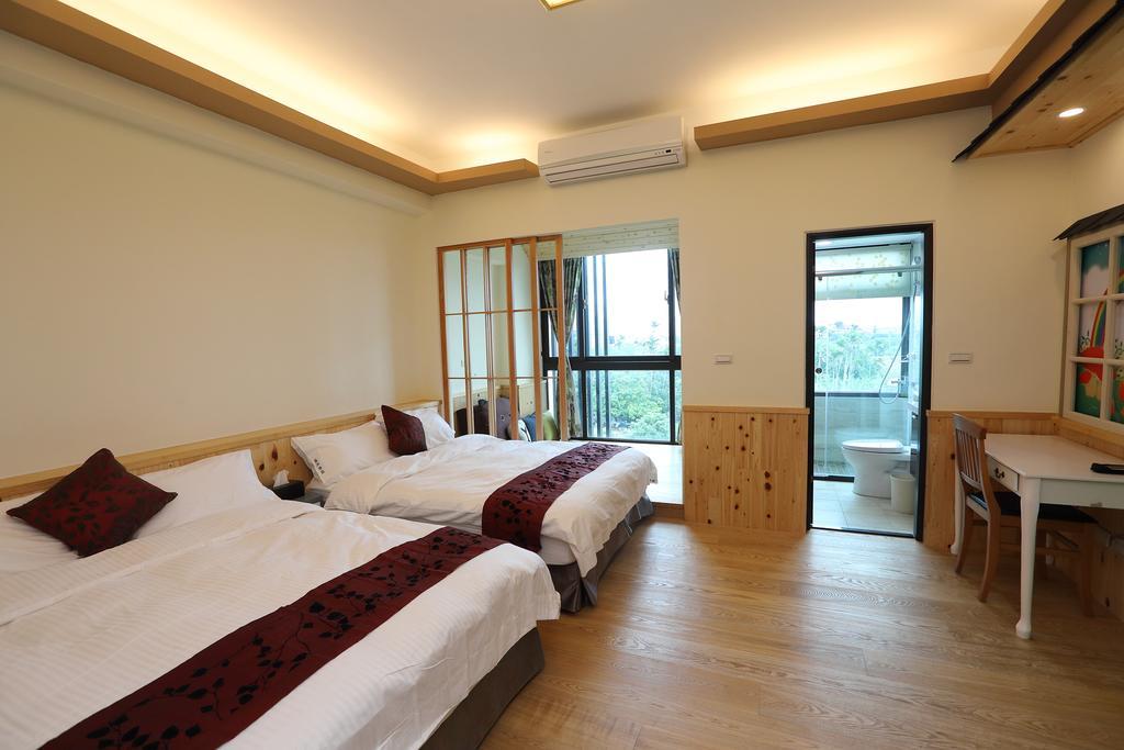 Bridge Bed And Breakfast Hualien Buitenkant foto